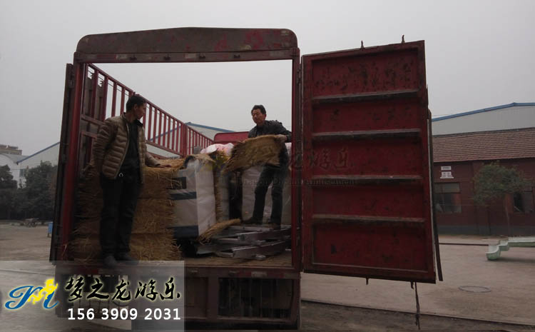 電瓶碰碰車,和諧號軌道小火車發貨